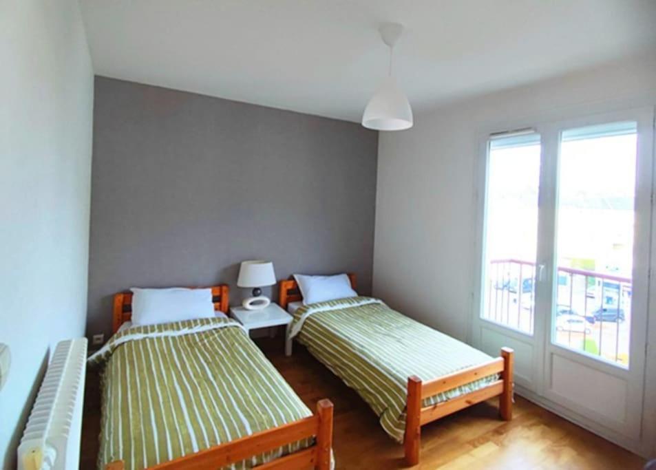 Appartement 76M2 Lumineux Centre Ville Garage Prive 3Ieme Etage Sans Ascenseur Fougères Eksteriør billede
